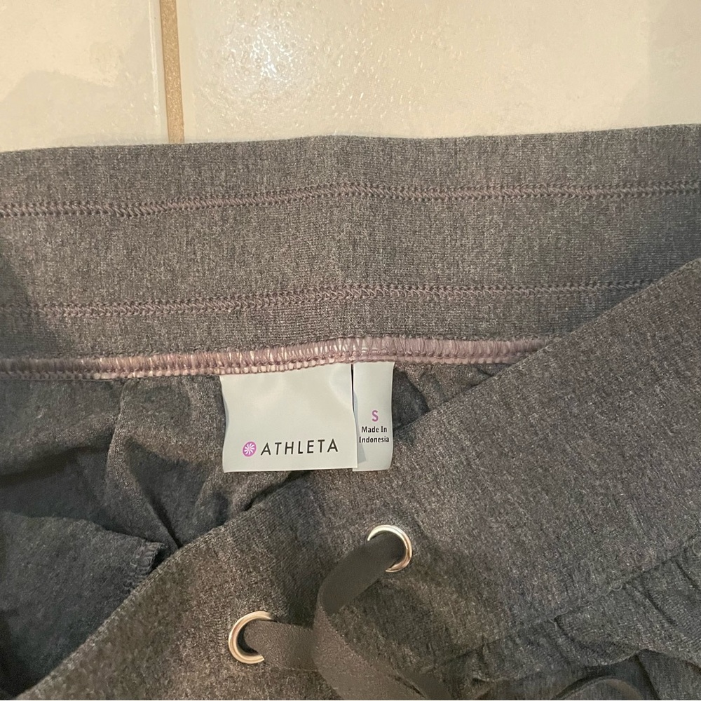Athleta stretchy maxi skirt